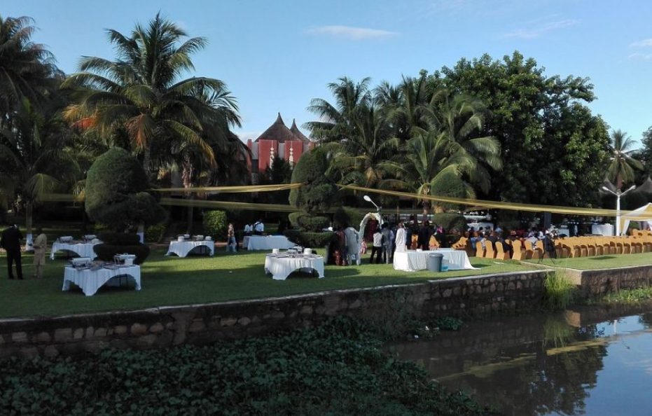 Hotel Mande