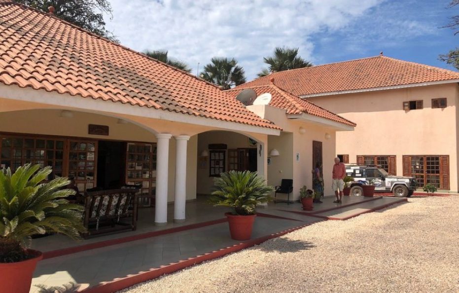 Lemon Creek Hotel