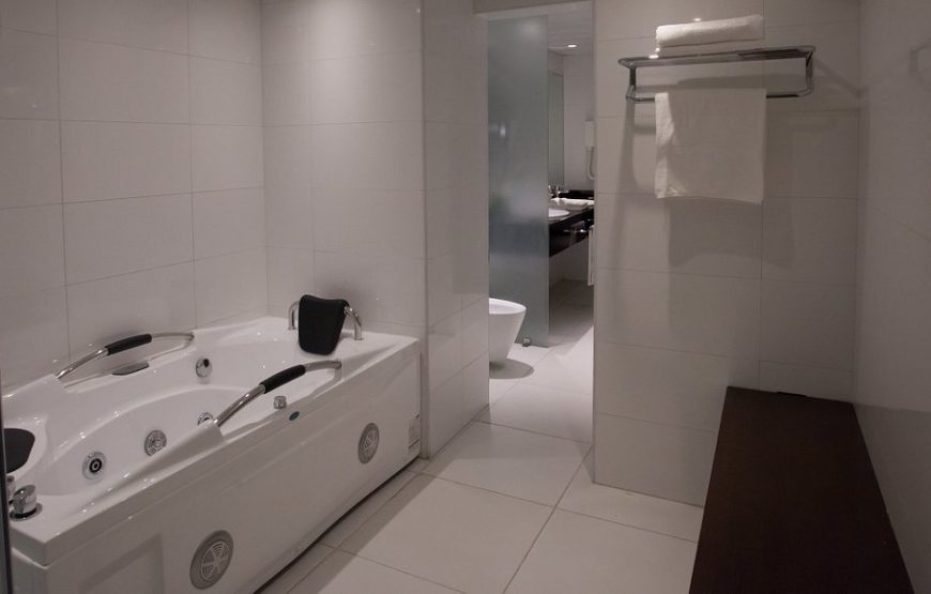 Eko Hotels & Suites