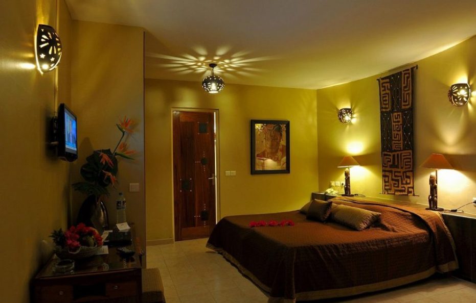 Royam Beach Hotel