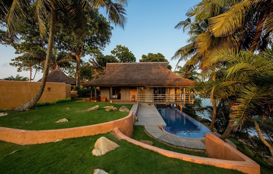 Lou Moon Resort