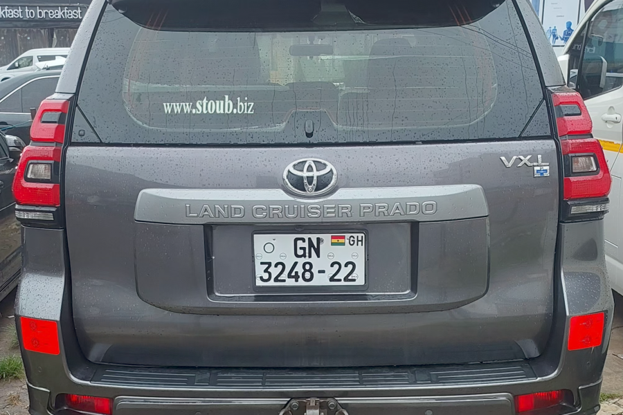 Toyota Land Cruiser Prado VXL